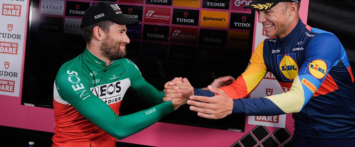 Giro d'Italia - Ganna a Desenzano cala il poker italiano