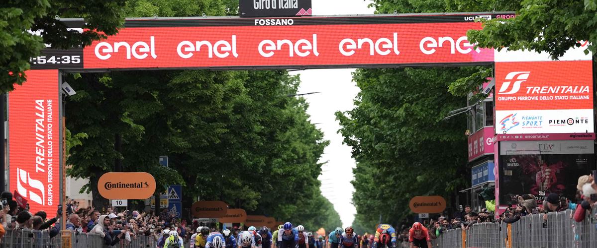 Giro d'Italia - Merlier di un soffio su Milan